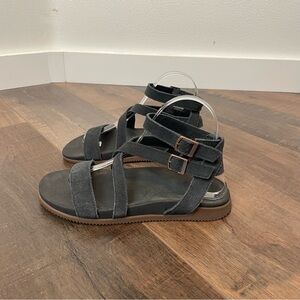 Chaco Lowdown Gray Leather Strappy Sandals with Double Buckles Size 7